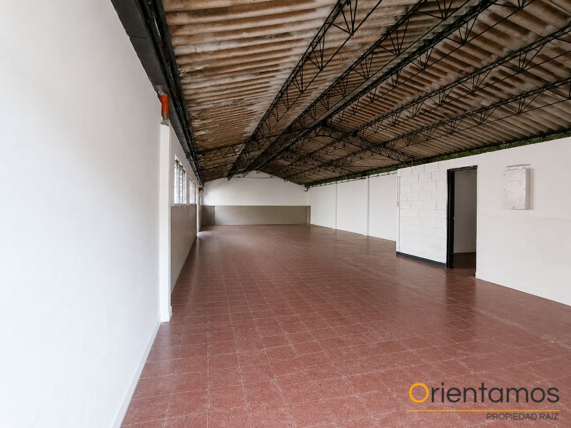 Bodega disponible para el arriendo en Medellín el codigo es 21370 foto numero 6