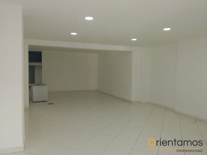 Local disponible para el arriendo en Medellín el codigo es 21008 foto numero 3