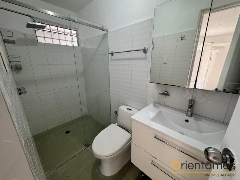 Apartamento disponible para el arriendo en Medellín el codigo es 14981 foto numero 11