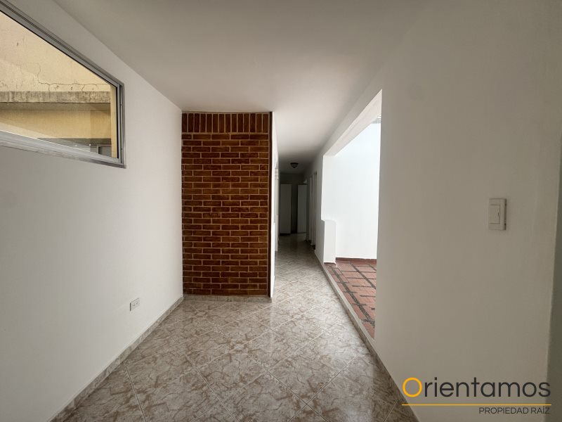 Casa-local disponible para el arriendo en Medellín el codigo es 20788 foto numero 12