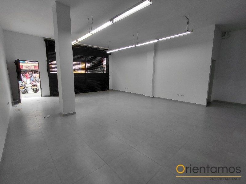 Local disponible para el arriendo en Envigado el codigo es 21376 foto numero 2