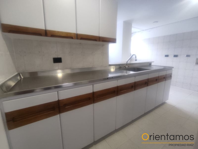 Apartamento disponible para el arriendo en Medellín el codigo es 20917 foto numero 6