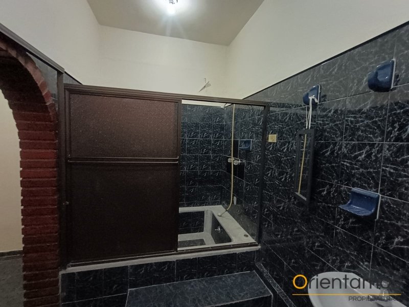 Casa-local disponible para el arriendo en Medellín el codigo es 21298 foto numero 12
