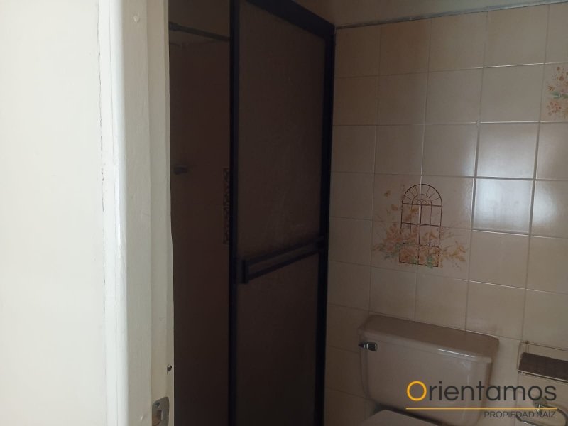 Casa-local disponible para el arriendo en Medellín el codigo es 21298 foto numero 16