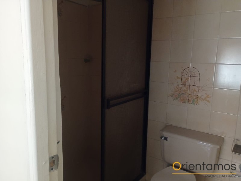 Casa-local disponible para el arriendo en Medellín el codigo es 21298 foto numero 17