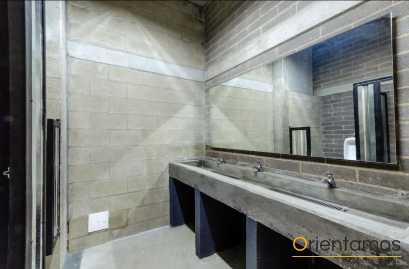 Local disponible para el arriendo en Medellín el codigo es 20358 foto numero 12