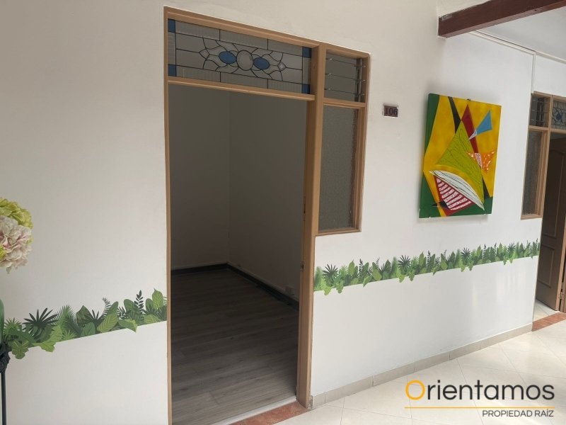 Casa-local disponible para el arriendo en Medellín el codigo es 21436 foto numero 10