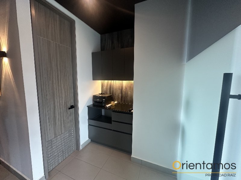 Oficina disponible para el arriendo en Medellín el codigo es 21385 foto numero 6