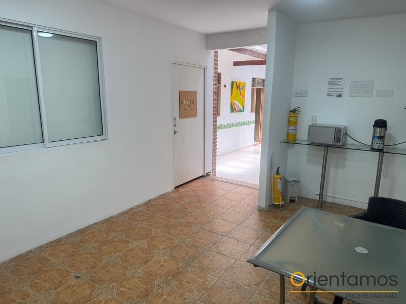 Casa-local disponible para el arriendo en Medellín el codigo es 21436 foto numero 4