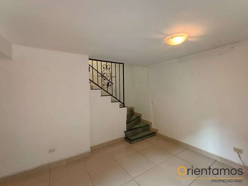 Local disponible para el arriendo en Medellín el codigo es 21417 foto numero 3