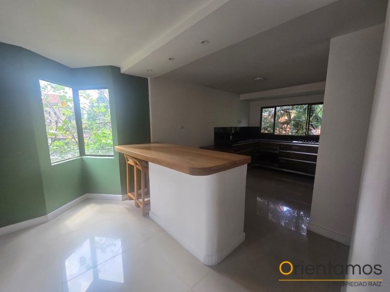 Apartamento disponible para el arriendo en Medellín el codigo es 21082 foto numero 9