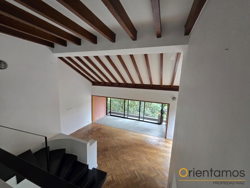 Apartamento disponible para el arriendo en Medellín el codigo es 21082 foto numero 4