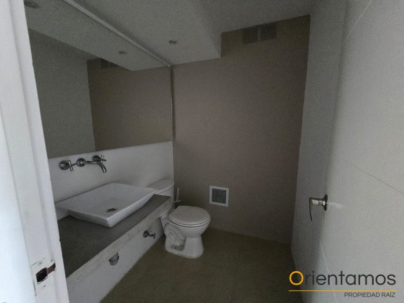 Apartamento disponible para el arriendo en Medellín el codigo es 21082 foto numero 14