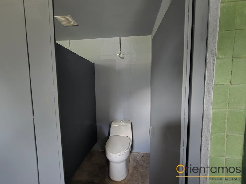 Bodega para el arriendo en Medellín - Manila el codigo es 21074 foto numero 13