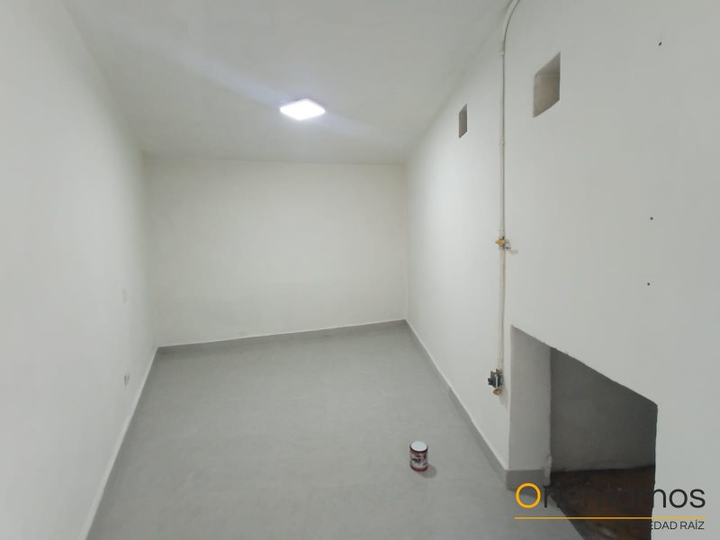 Local para el arriendo en Medellín - Estadio el codigo es 5268 foto numero 3