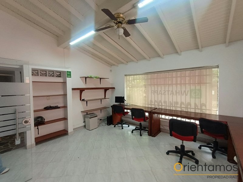 Casa-local disponible para el arriendo en Medellín el codigo es 21597 foto numero 9