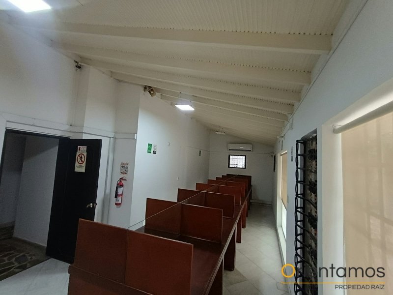 Casa-local disponible para el arriendo en Medellín el codigo es 21597 foto numero 7