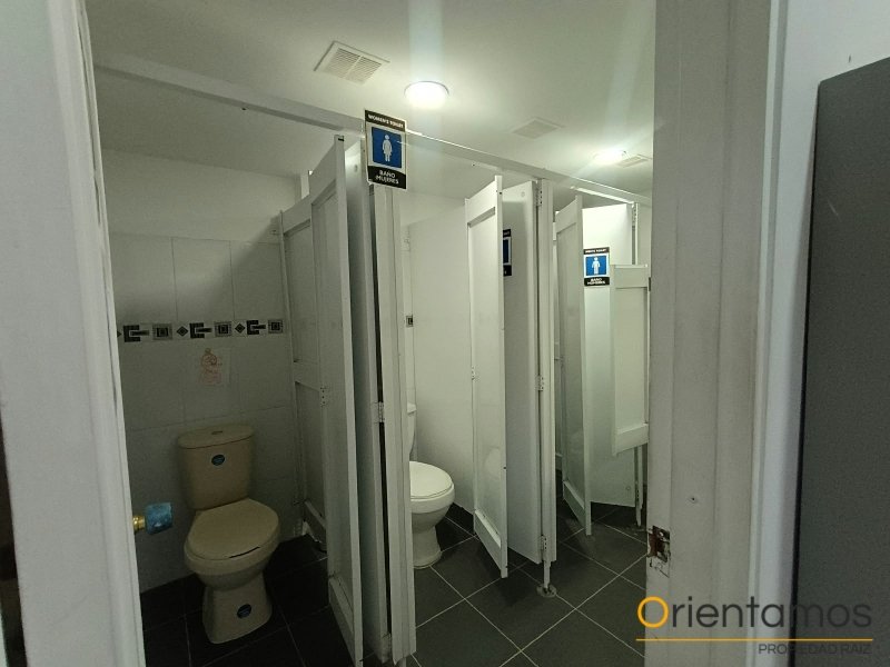 Casa-local disponible para el arriendo en Medellín el codigo es 21597 foto numero 22