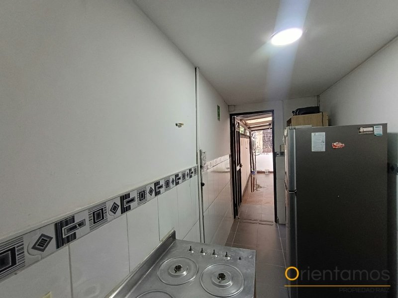 Casa-local disponible para el arriendo en Medellín el codigo es 21597 foto numero 19