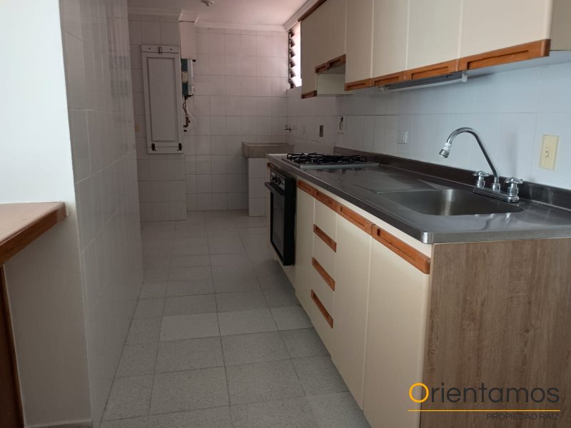 Apartamento disponible para el arriendo en Medellín el codigo es 20969 foto numero 5