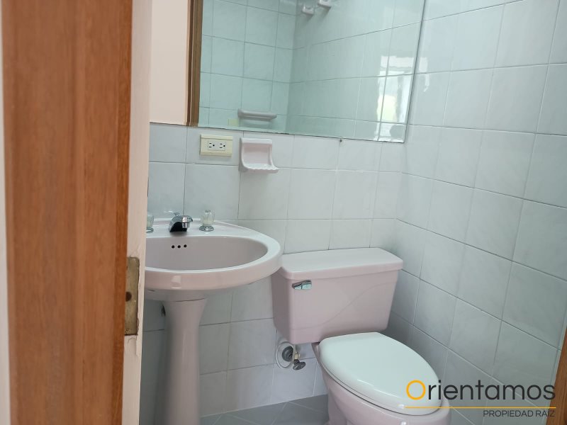 Apartamento disponible para el arriendo en Medellín el codigo es 20969 foto numero 9