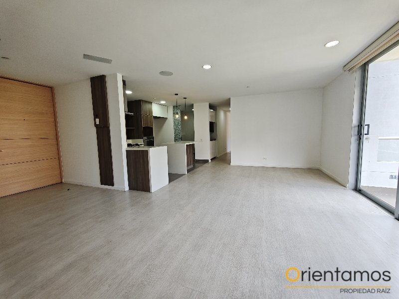 Apartamento disponible para el arriendo en Envigado el codigo es 21658 foto numero 4