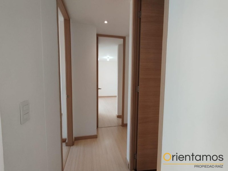 Apartamento disponible para el arriendo en Envigado el codigo es 21572 foto numero 9