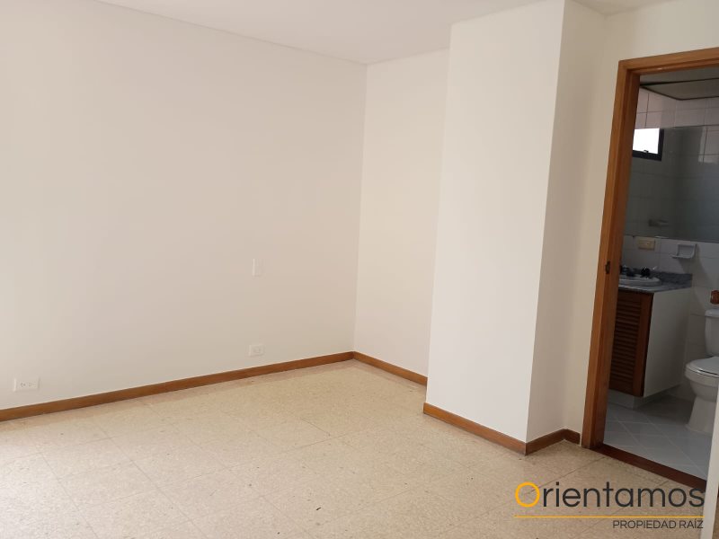 Apartamento disponible para el arriendo en Medellín el codigo es 20969 foto numero 17