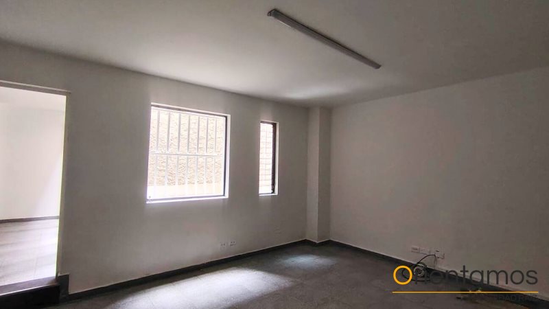 Oficina disponible para el arriendo en Medellín el codigo es 18458 foto numero 4