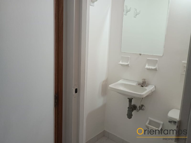 Apartamento disponible para el arriendo en Medellín el codigo es 20969 foto numero 20