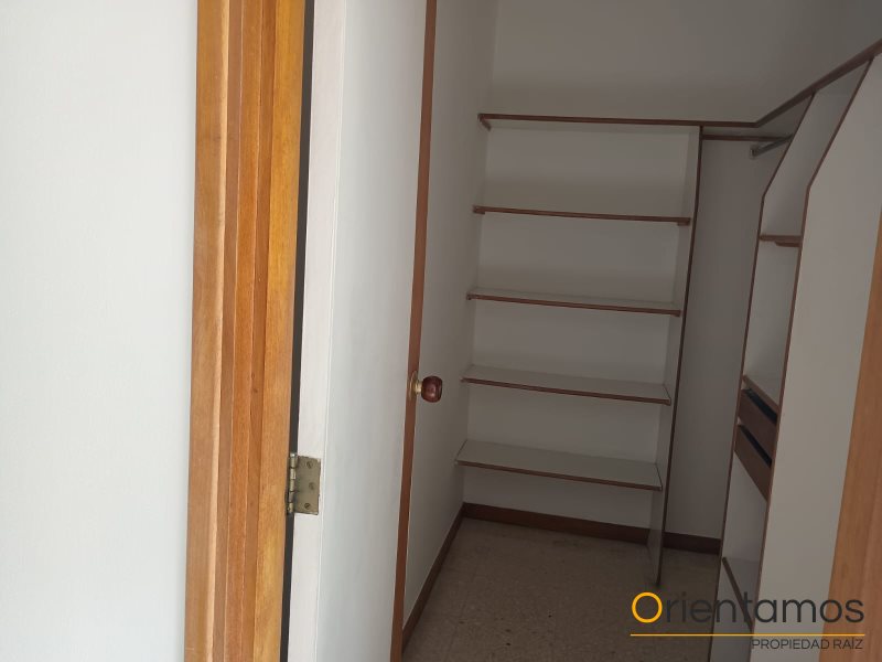 Apartamento disponible para el arriendo en Medellín el codigo es 20969 foto numero 21