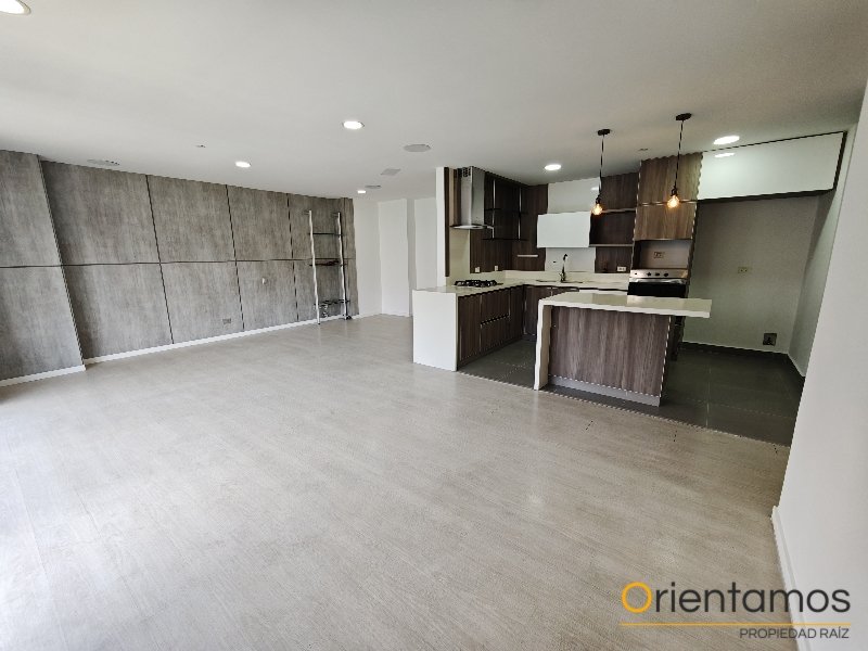 Apartamento disponible para el arriendo en Envigado el codigo es 21658 foto numero 7