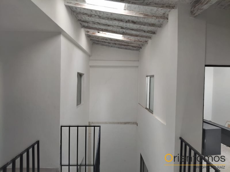 Casa-local disponible para el arriendo en Medellín el codigo es 20616 foto numero 13