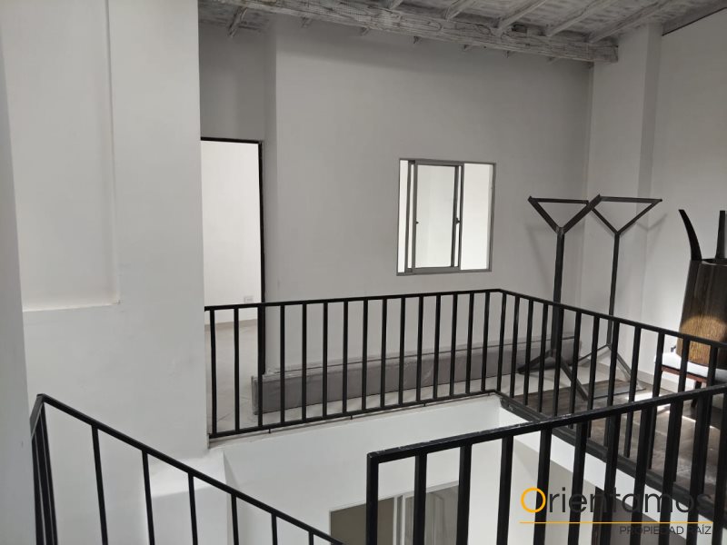 Casa-local disponible para el arriendo en Medellín el codigo es 20616 foto numero 8