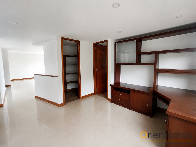 Apartamento disponible para el arriendo en Medellín el codigo es 21424 foto numero 17