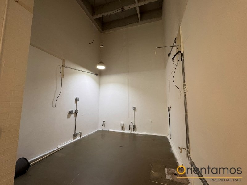 Local disponible para el arriendo en Medellín el codigo es 21425 foto numero 6