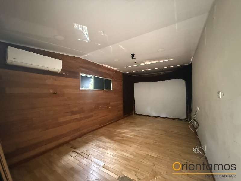 Casa disponible para venta o arriendo en Medellín el codigo es 21645 foto numero 16