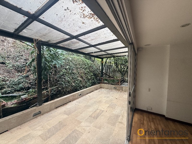 Casa disponible para venta o arriendo en Medellín el codigo es 21645 foto numero 18