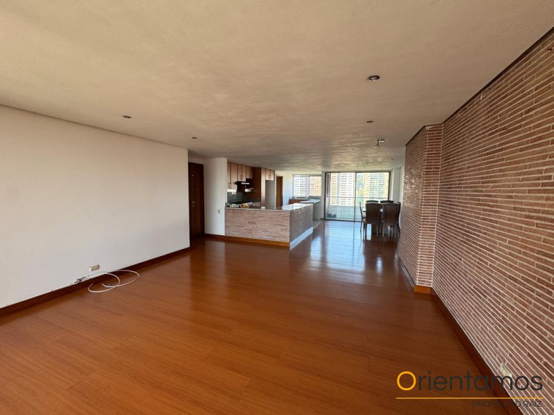 Apartamento disponible para el arriendo en Medellín el codigo es 20286 foto numero 3