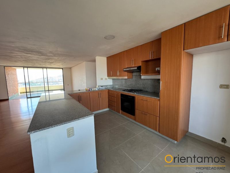 Apartamento disponible para el arriendo en Medellín el codigo es 20286 foto numero 5