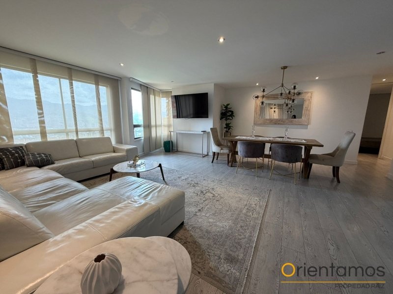 Apartamento disponible para el arriendo en Medellín el codigo es 21137 foto numero 2