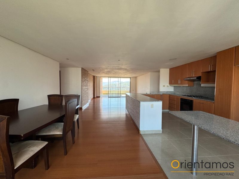 Apartamento disponible para el arriendo en Medellín el codigo es 20286 foto numero 4