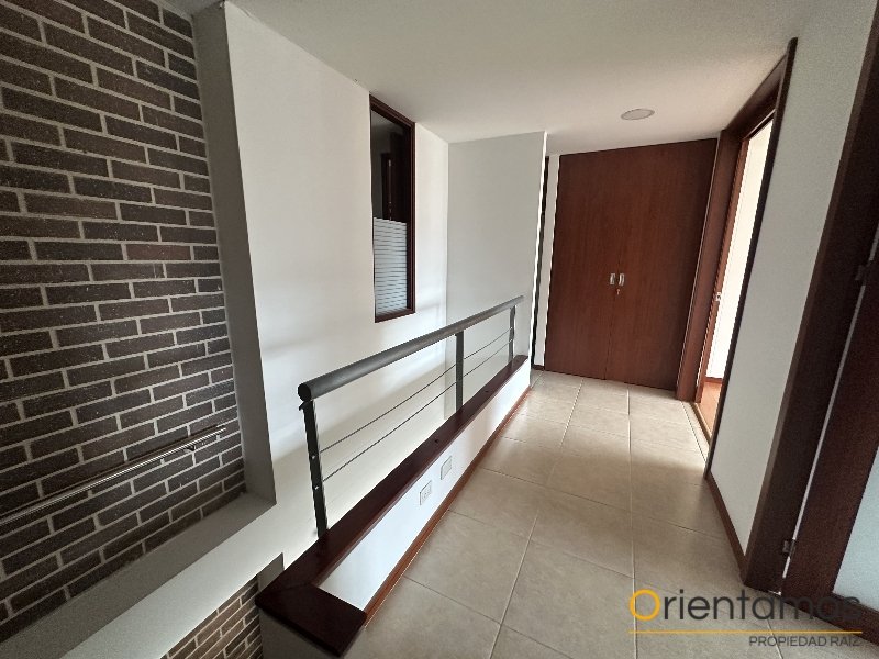 Apartamento disponible para el arriendo en Medellín el codigo es 21357 foto numero 6