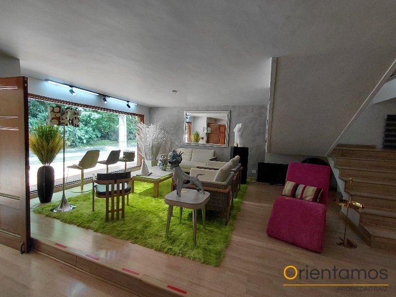 Casa-local disponible para el arriendo en Medellín el codigo es 21413 foto numero 3
