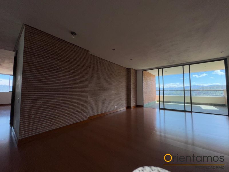 Apartamento disponible para el arriendo en Medellín el codigo es 20286 foto numero 8