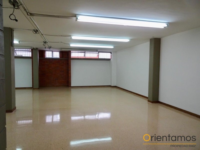 Oficina para el arriendo en Medellín - Belen el codigo es 21462 foto numero 3