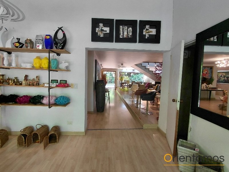 Casa-local disponible para el arriendo en Medellín el codigo es 21413 foto numero 12
