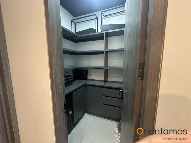 Oficina disponible para el arriendo en Medellín el codigo es 21385 foto numero 5