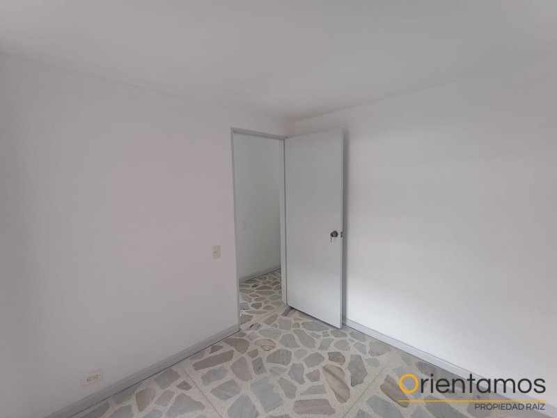 Apartamento disponible para el arriendo en Medellín el codigo es 21468 foto numero 10