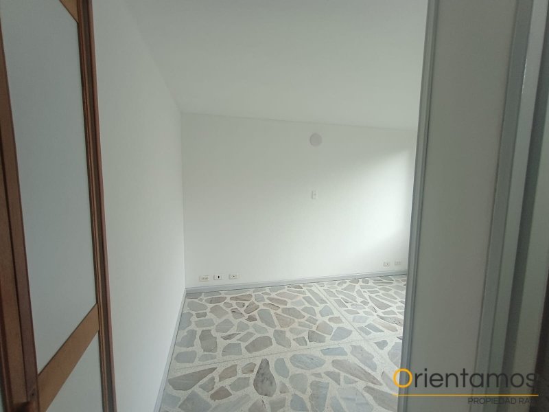 Apartamento disponible para el arriendo en Medellín el codigo es 21468 foto numero 16